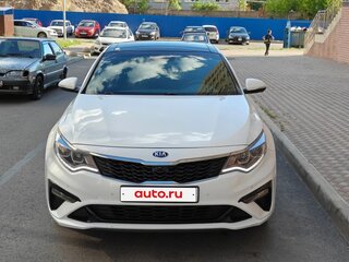 2019 Kia Optima IV Рестайлинг, белый, 2150000 рублей, вид 1