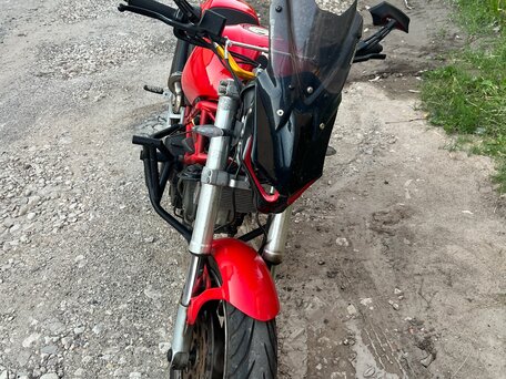 2002 Ducati Monster 750, красный, 230000 рублей, вид 3