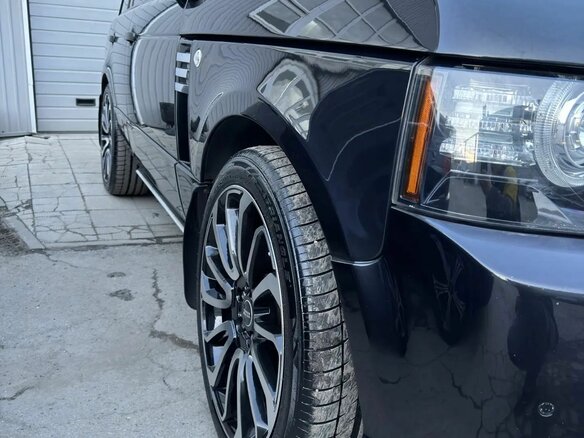2011 Land Rover Range Rover III Рестайлинг 2, чёрный, 2500000 рублей - вид 7