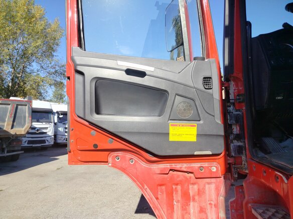 2021 Shacman (Shaanxi) X3000, красный, 2520000 рублей - вид 8