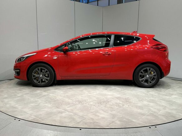 2017 Kia Ceed II Рестайлинг, красный - вид 7