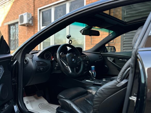 2008 BMW 6 серии 650i II (E63/E64) Рестайлинг, чёрный, 1170000 рублей - вид 14