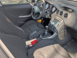 2011 Peugeot 308 I, белый, 700000 рублей, вид 5