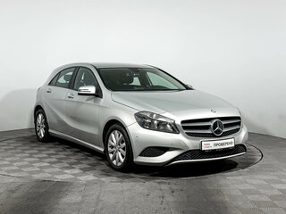 2013 Mercedes-Benz A-Класс 180 III (W176), серебристый, 1100000 рублей, вид 3