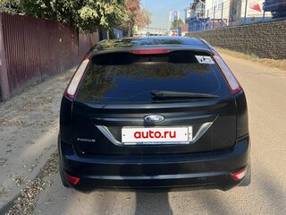 2010 Ford Focus II Рестайлинг, чёрный, 700000 рублей, вид 3