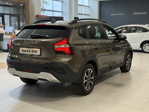 2026 Lada (ВАЗ) Iskra SW Cross, коричневый - вид 2