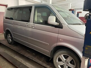 2009 Volkswagen Multivan T5, серебристый, 1405440 рублей, вид 3