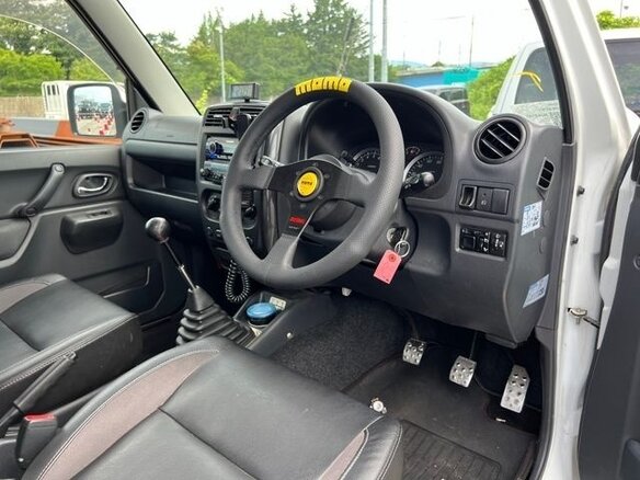 2013 Suzuki Jimny Kei car III Рестайлинг 2, белый - вид 6