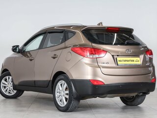 2013 Hyundai ix35 I Рестайлинг, бежевый, 1499000 рублей, вид 4