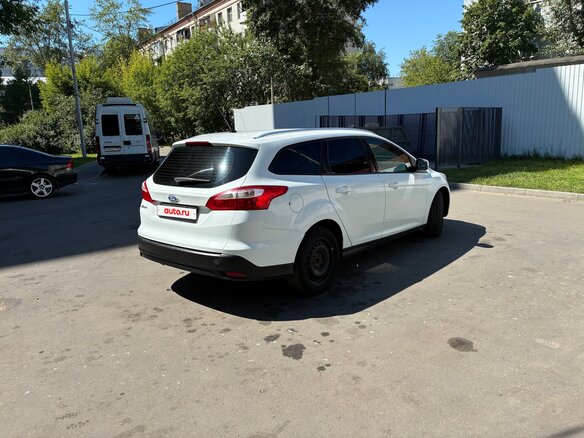 2014 Ford Focus III, белый, 640000 рублей - вид 4