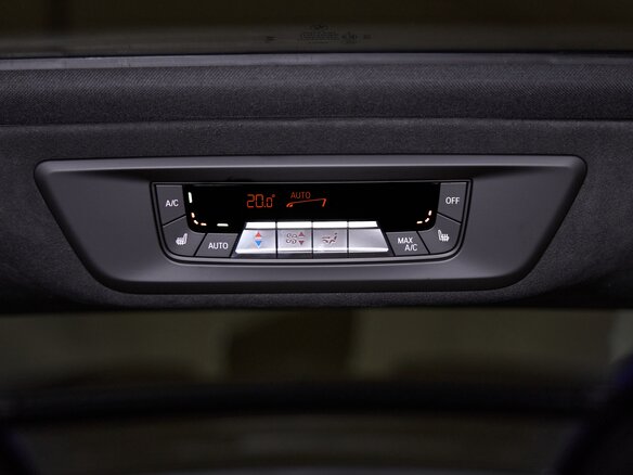2026 BMW X7 40d I (G07) Рестайлинг, серый, 17925000 рублей - вид 36