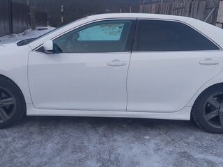 2013 Toyota Camry US Market VII (XV50), белый, 1550000 рублей, вид 3