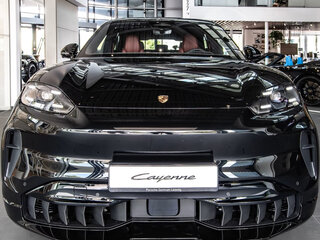 2026 Porsche Cayenne Electric Coupé IV, чёрный, 23870404 рублей, вид 2