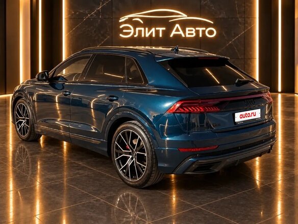 2021 Audi Q8 55 TFSI I (4M), синий, 9690000 рублей - вид 5