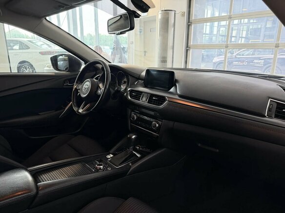 2016 Mazda 6 III (GJ) Рестайлинг, чёрный, 1499000 рублей - вид 8