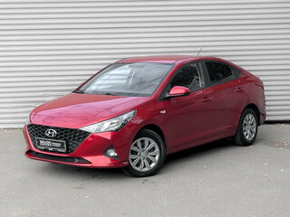 2022 Hyundai Solaris II Рестайлинг, красный, 1640000 рублей, вид 1