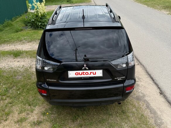 2011 Mitsubishi Outlander II Рестайлинг, чёрный, 950000 рублей - вид 6