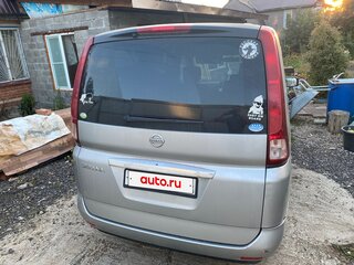 2010 Nissan Serena III (C25), серебристый, 999999 рублей, вид 3