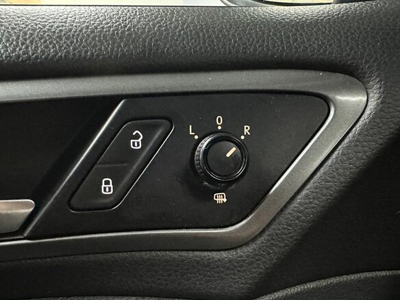 2013 Volkswagen Golf VII, голубой, 880000 рублей - вид 23