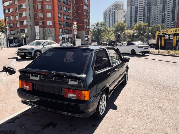 2008 Lada (ВАЗ) 2113, чёрный, 200000 рублей - вид 4