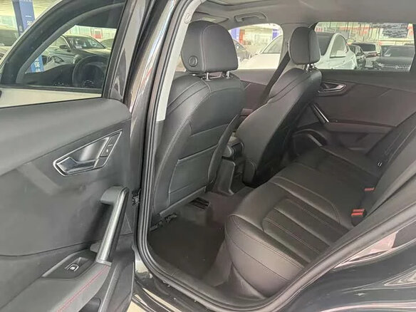 2022 Audi Q2 L 35 TFSI I Рестайлинг, белый, 1520000 рублей - вид 13