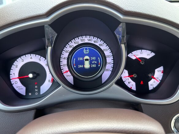 2011 Cadillac SRX II, золотистый, 1350000 рублей - вид 9