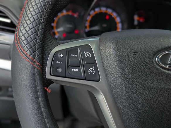 2019 Lada (ВАЗ) Vesta I, белый, 850000 рублей - вид 17