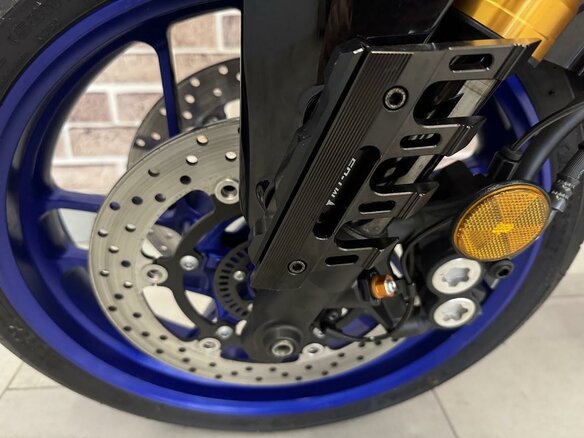 2023 Yamaha MT-09 (FZ-09), чёрный, 1182000 рублей - вид 15