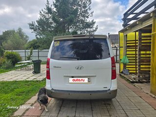 2014 Hyundai Grand Starex I, белый, 2499999 рублей, вид 3