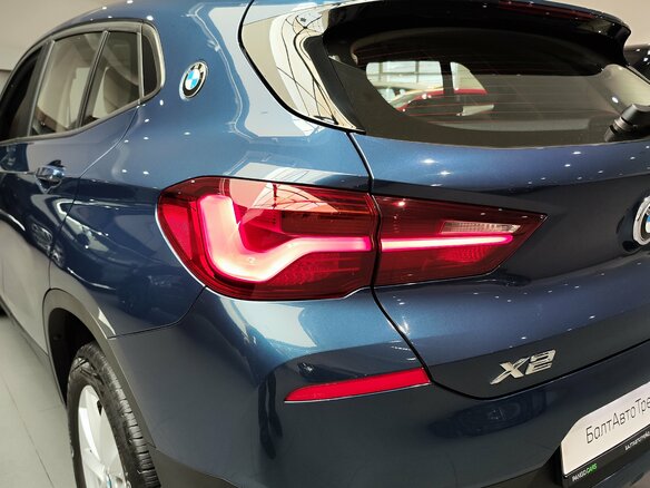 2021 BMW X2 sDrive18i I (F39), синий, 2715000 рублей - вид 27