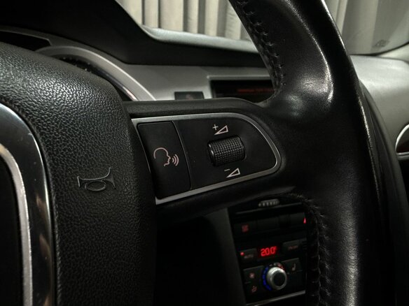 2009 Audi A6 III (C6) Рестайлинг, чёрный - вид 9
