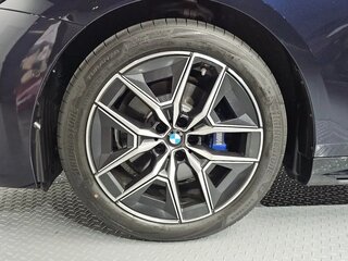 2026 BMW 5 серии 523d xDrive VIII (G60/G61/G68), синий, 9458000 рублей, вид 5
