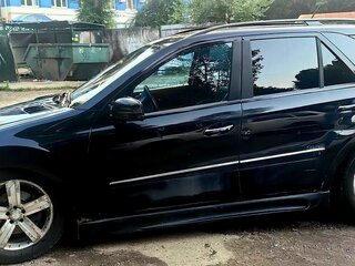 2007 Mercedes-Benz M-Класс 320 II (W164), чёрный, 1250000 рублей, вид 1