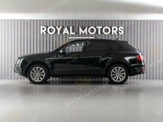 2019 Bentley Bentayga I, зелёный, 10990000 рублей, вид 3