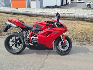 Ducati 848
