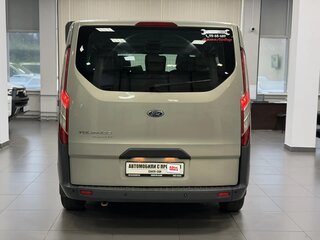2014 Ford Tourneo Custom SWB I, серебристый, 1795000 рублей, вид 3