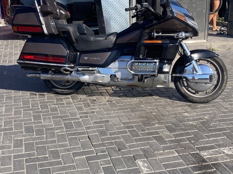 1993 Honda GL 1500 Gold Wing, чёрный, 470000 рублей, вид 1