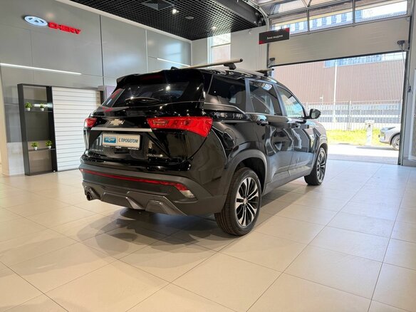 2022 Chevrolet Captiva II, чёрный, 1560000 рублей - вид 3