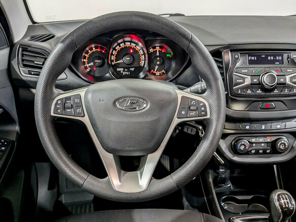 2019 Lada (ВАЗ) Vesta I, серебристый, 900000 рублей - вид 20