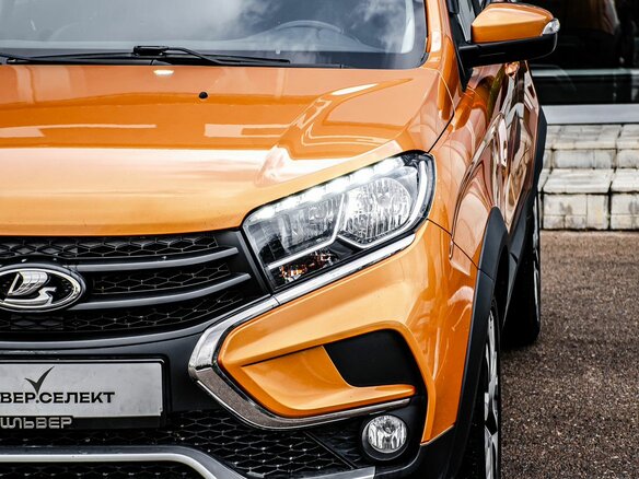 2019 Lada (ВАЗ) XRAY Cross I, золотистый, 1110000 рублей - вид 9