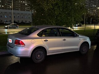 2011 Volkswagen Polo V, серебристый, 385000 рублей, вид 1