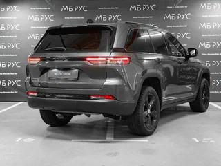 2023 Jeep Grand Cherokee V (WL), серый, 5500000 рублей, вид 3