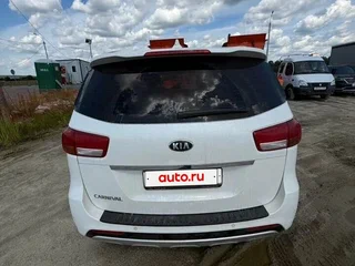 2018 Kia Carnival III, белый, 2900000 рублей, вид 5