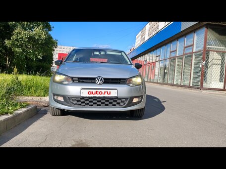 2010 Volkswagen Polo V, серебристый, 573000 рублей, вид 3