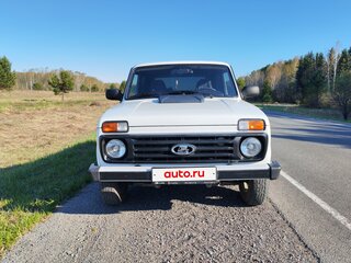 2017 Lada (ВАЗ) 2121 (4x4) I Рестайлинг, белый, 800000 рублей, вид 2