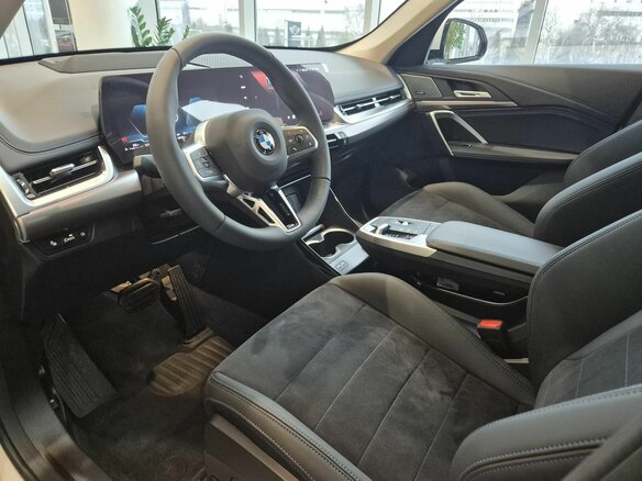 2025 BMW X1 Long 25Li xDrive III (U11/U12), белый, 6150000 рублей - вид 14