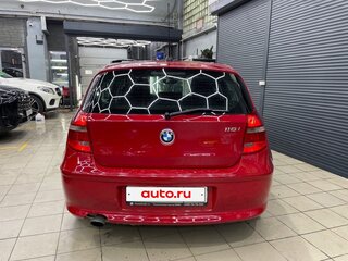 2010 BMW 1 серии 116i I (E81/E82/E87/E88) Рестайлинг, красный, 800000 рублей, вид 3