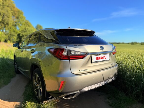 2018 Lexus RX 300 IV, золотистый - вид 3