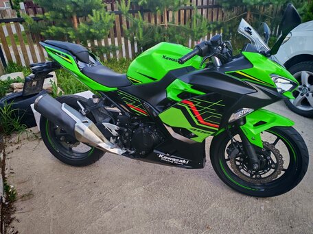 2018 Kawasaki Ninja 400, зелёный, 550000 рублей, вид 5