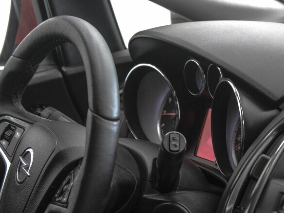 2012 Opel Astra J, красный - вид 12
